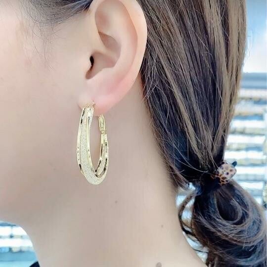 🔥Fashion Oval Earrings